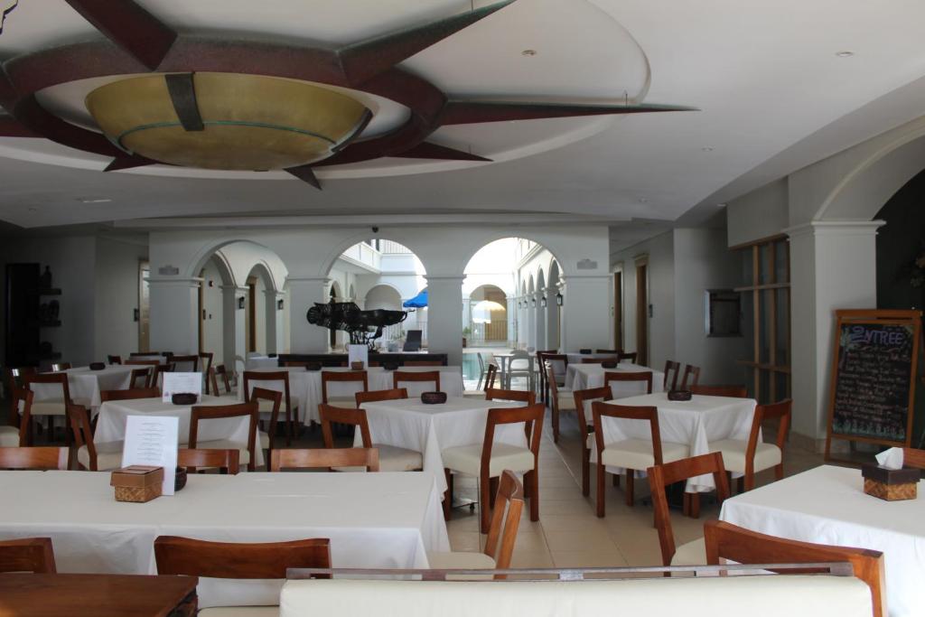 Restaurace v ubytování Boracay Sands Hotel