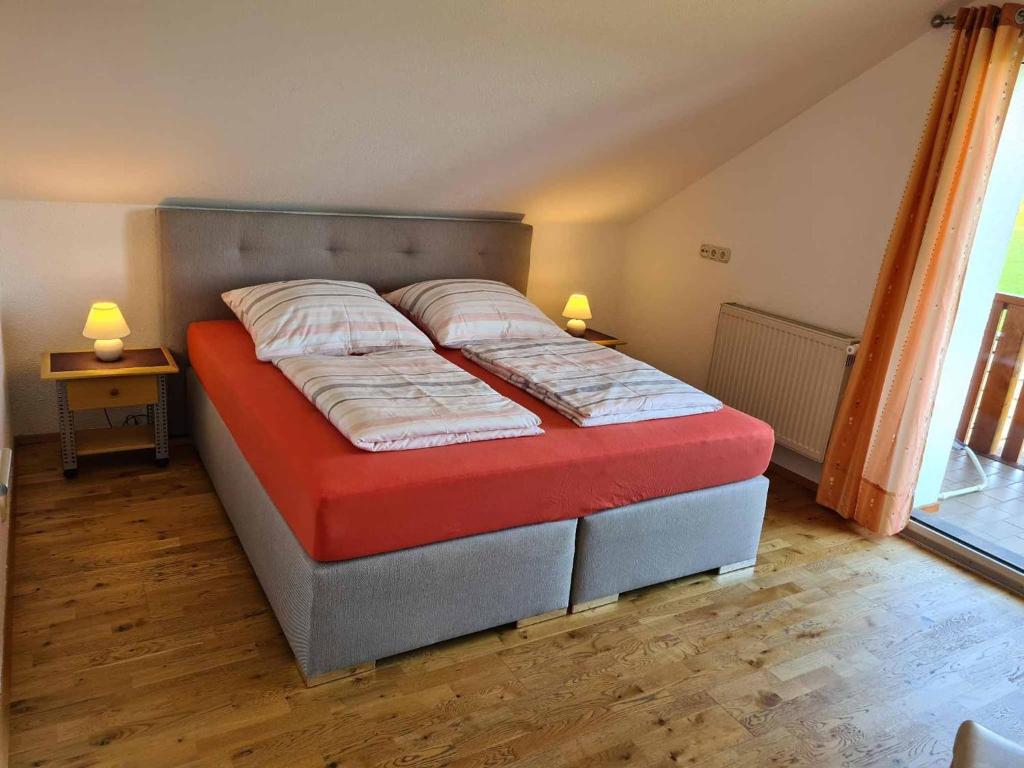 Postel nebo postele na pokoji v ubytování Ferienwohnung Graf Konrad