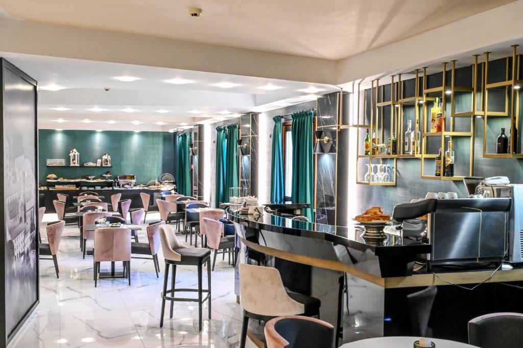 Posezení v ubytování Roma Domus Hotel