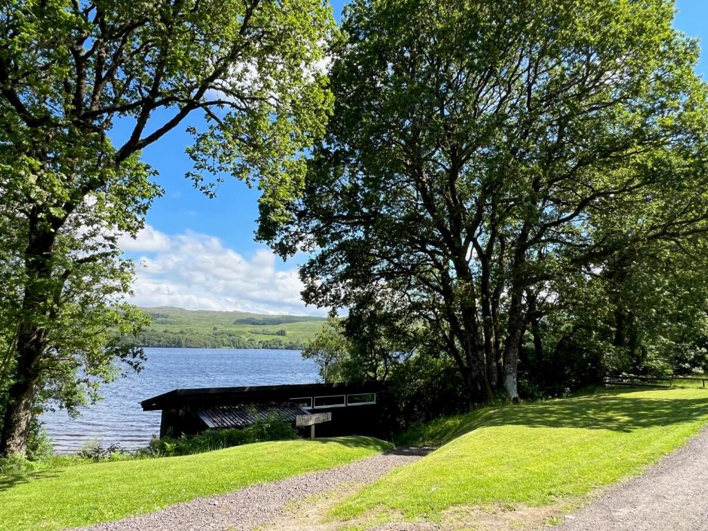 Loch Aweside Forest Cabins - 