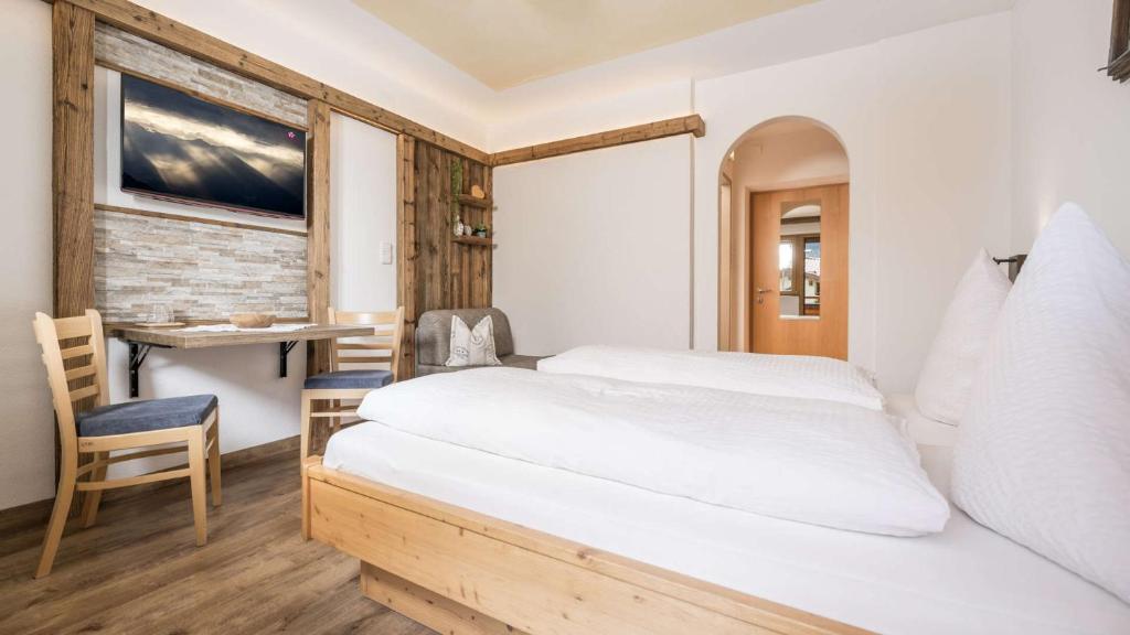 Pension Alpina - Habitación Doble Estándar