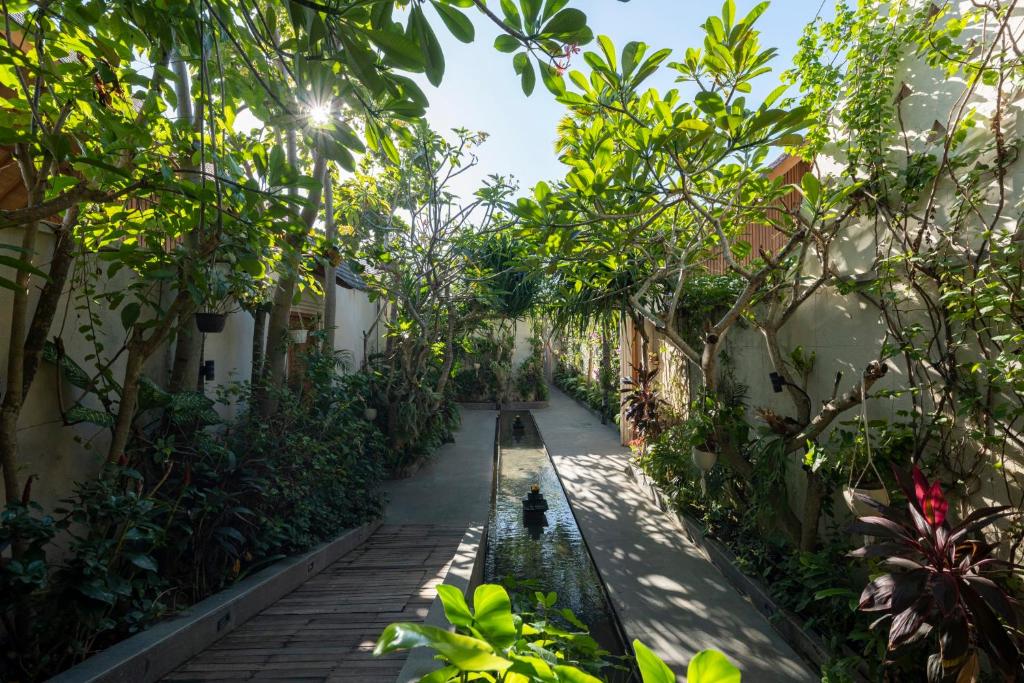 Zahrada ubytování Sini Vie Luxury Resort & Spa Seminyak by Ini Vie Hospitality
