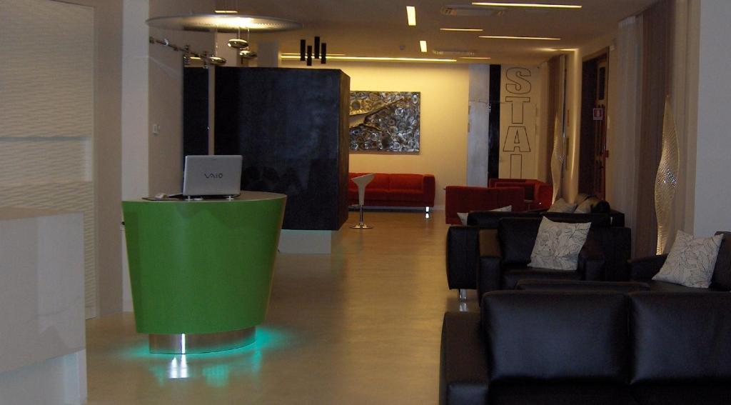 Posezení v ubytování Key Hotel