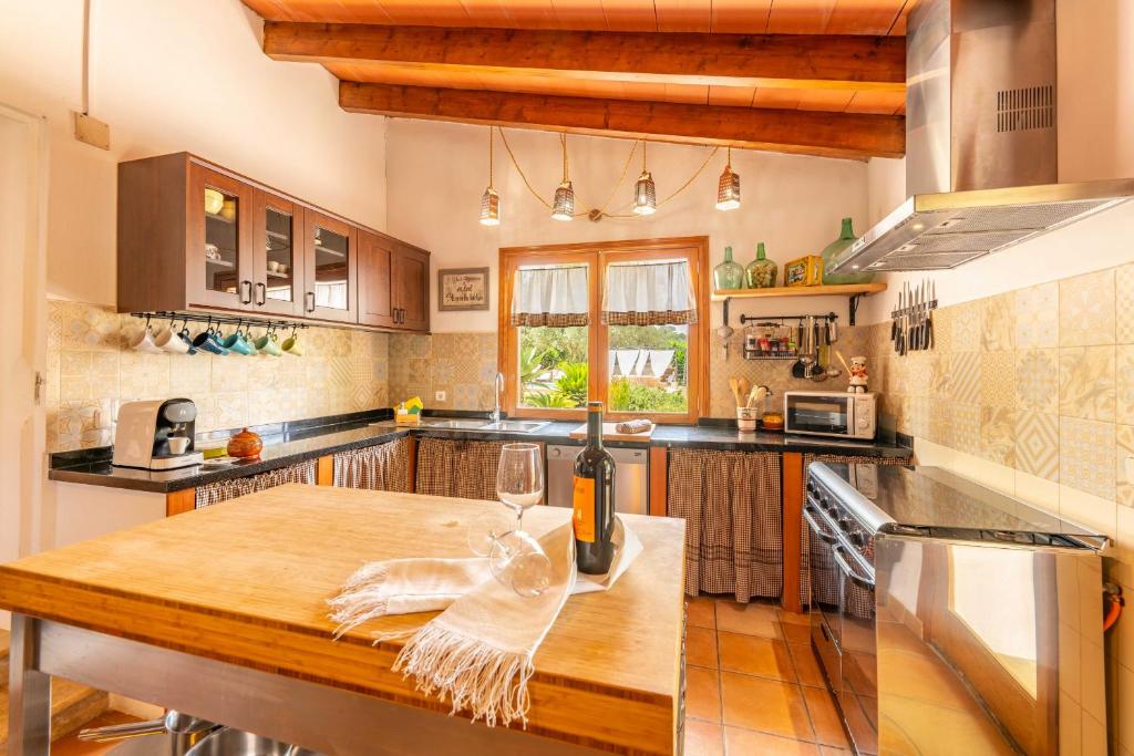 A kitchen or kitchenette at Manacor - 39698 Mallorca