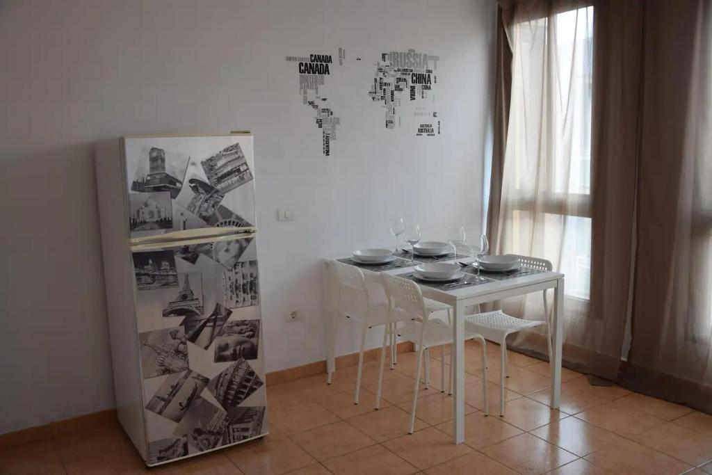 Fotografia z galérie ubytovania Bonito y tranquilo apartamento en Los Abrigos v destinácii Los Abrigos
