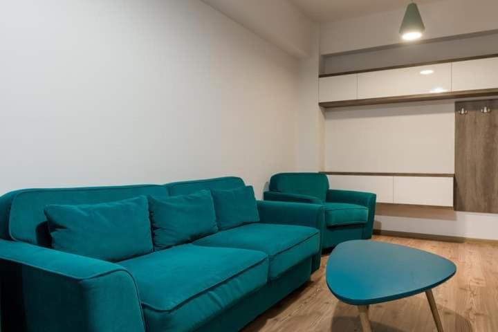 CONFORT' by J - Apartment