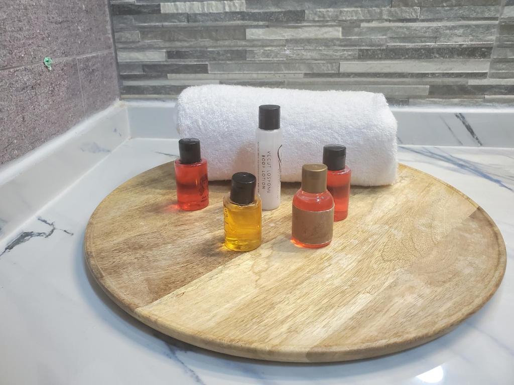 Fotografie z fotogalerie ubytování Appartement LOUIS XIV avec HAMMAM SAUNA JACCUZI PRIVATISÉ TOTALEMENT GRATUIT SANS SUPPLÉMENT ! v destinaci Al Hoceïma