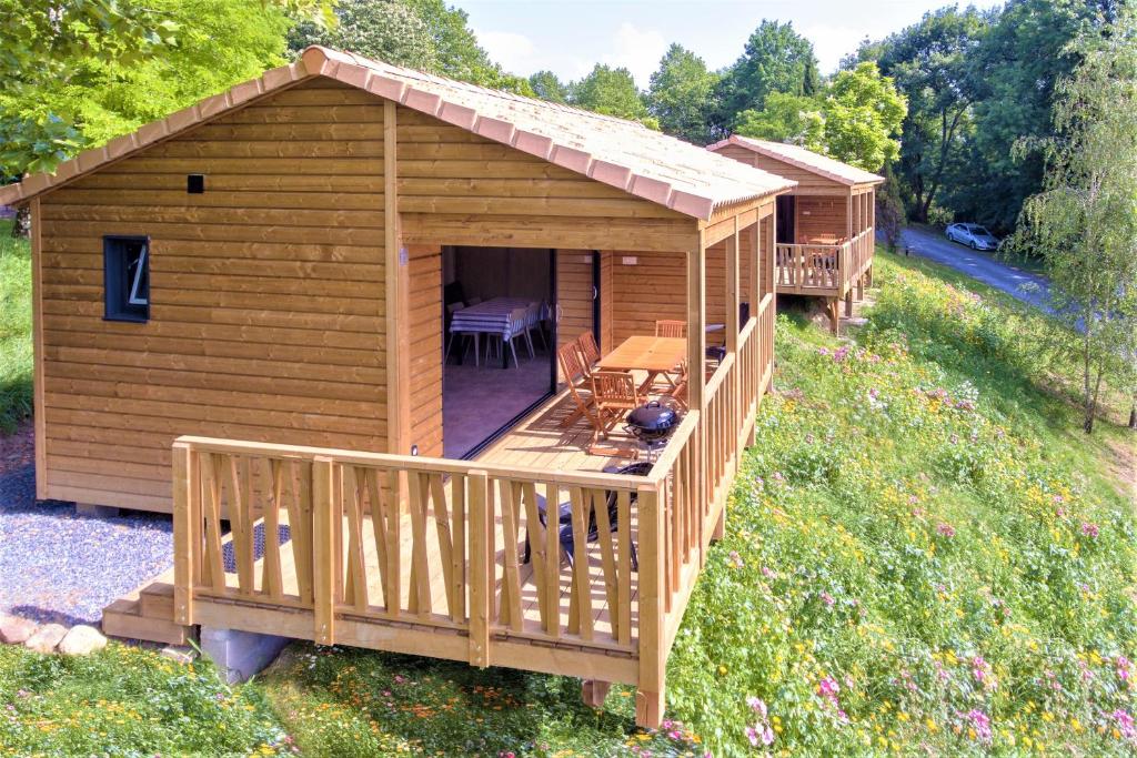 Camping Beau Rivage - Superieur Chalet