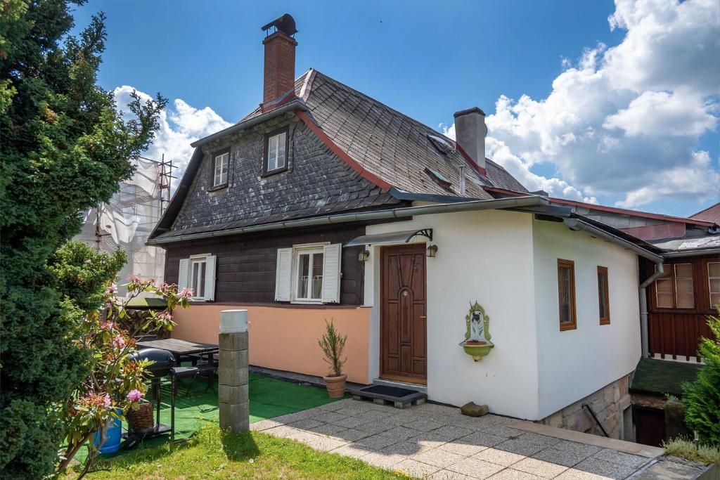 Budova, v ktorej sa dovolenkový dom nachádza