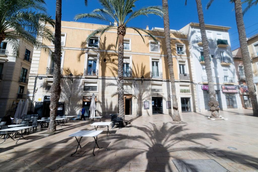 Moonkey - Santísima Faz, Alicante – Bijgewerkte prijzen 2023