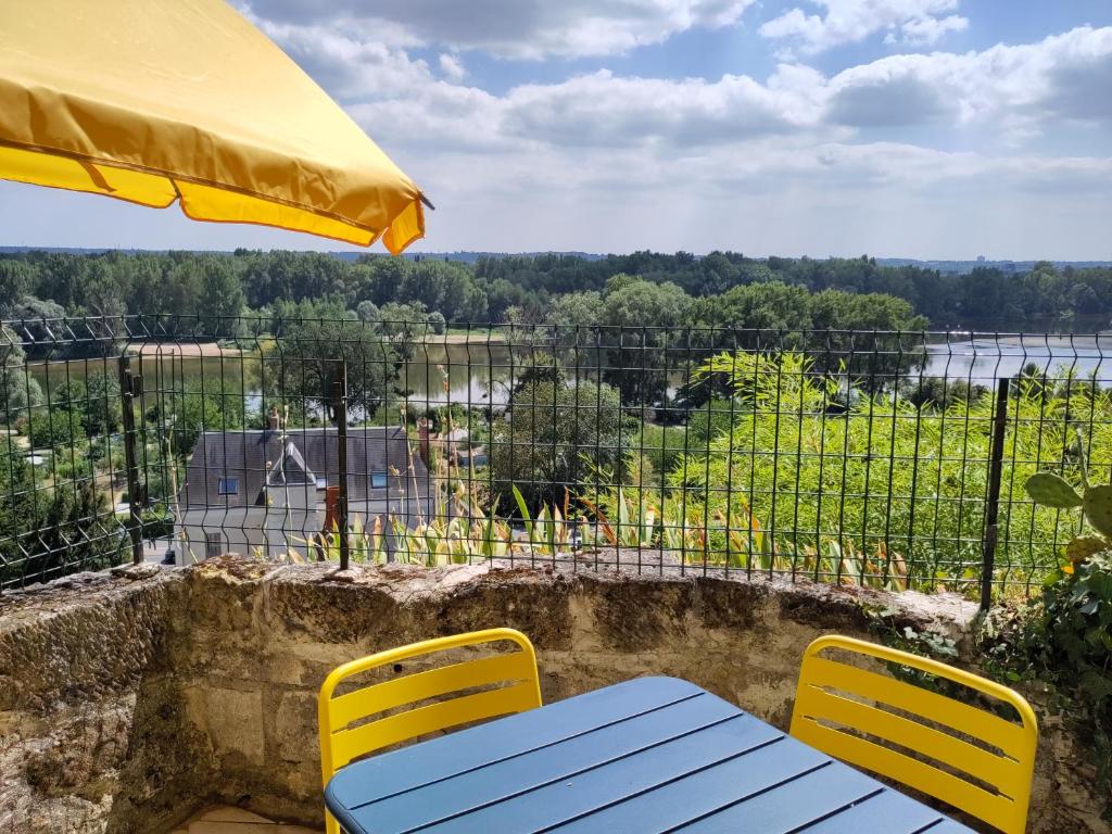 Le Gite de la Loire - Unique Troglodyte Stay - Error