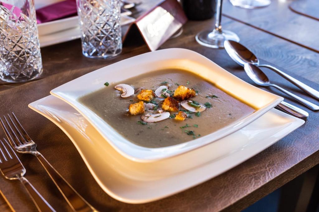 Grand Lakes Rooms - 2