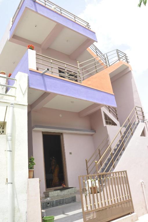 Photo de la galerie de l'établissement Classic Homestay, à New Hampi