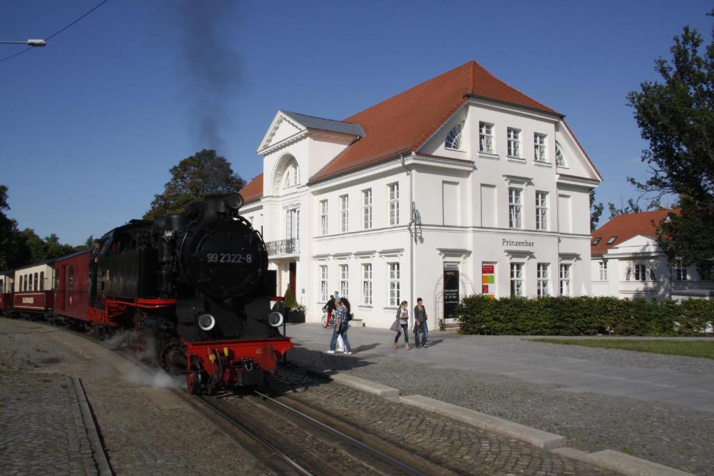 Hotel Prinzenpalais Bad Doberan - Housity