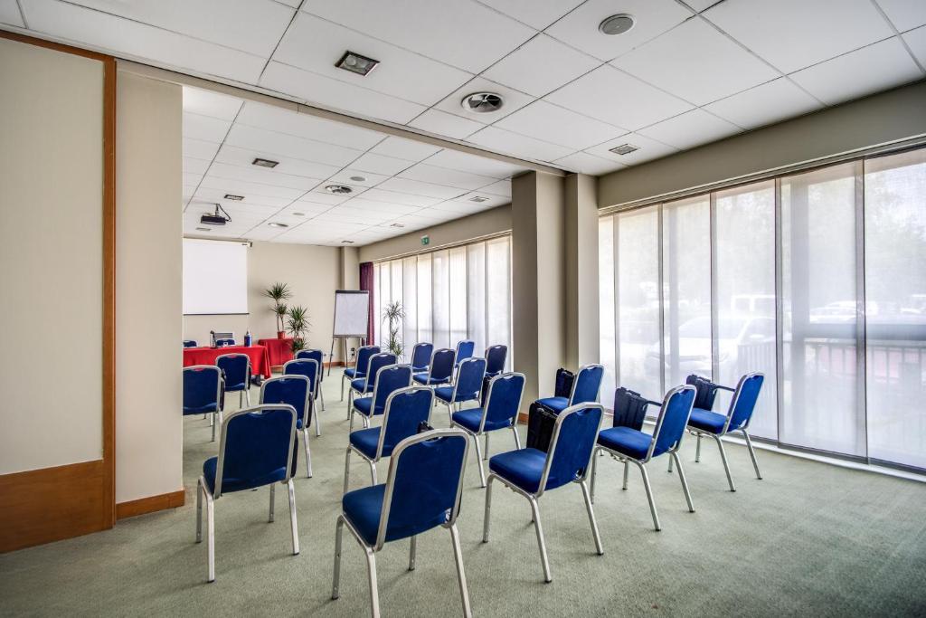 Zaplecze biznesowe lub konferencyjne w obiekcie Hotel Della Rotonda