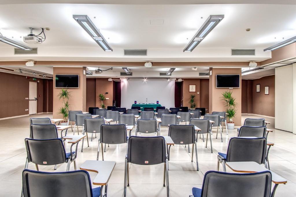Zaplecze biznesowe lub konferencyjne w obiekcie Hotel Della Rotonda