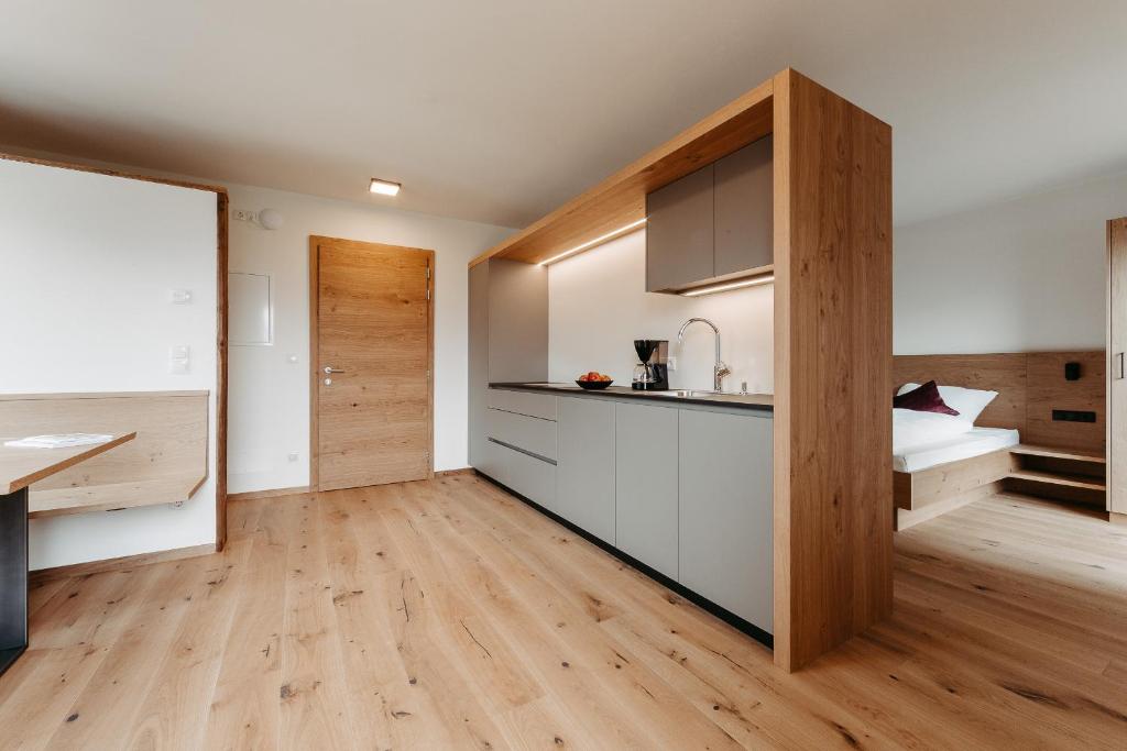 Kuchyňa alebo kuchynka v ubytovaní Torgglbauer Apartment 2