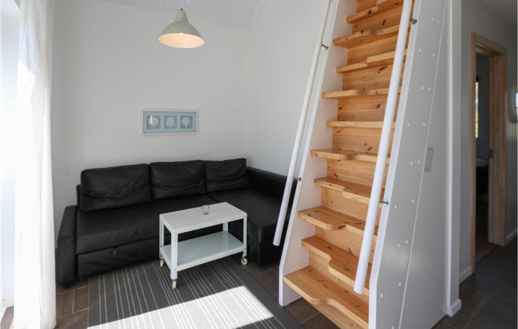 Posezení v ubytování 3 Bedroom Gorgeous Home In Löttorp