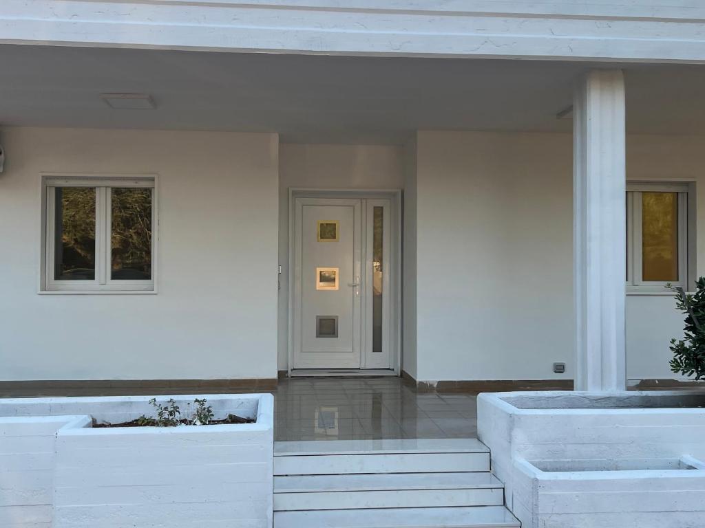 Zdjęcie z galerii obiektu Villa Bella Luna with Pool - Puglia Mia Apartments w mieście Monopoli