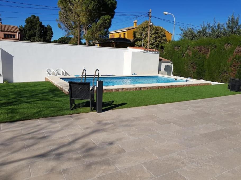 Chalet con Piscina, barbacoa y amplia terraza, Valencia ...