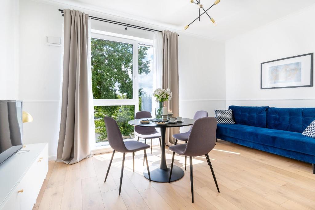 LIKE LAKES Ukiel Park 31 Free Parking FV - Housity