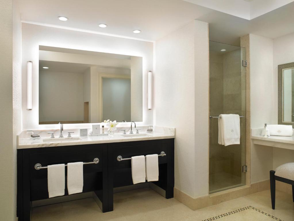 Acqualina Resort and Residences - King Room - Ocean Front - Sin Tarifa De Resort