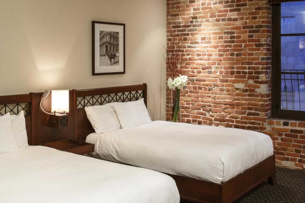 
Superior Double Room with Two Double Beds
