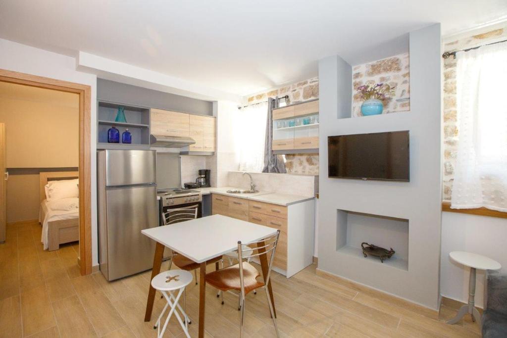 ΟNIRO Comfort Living - 1