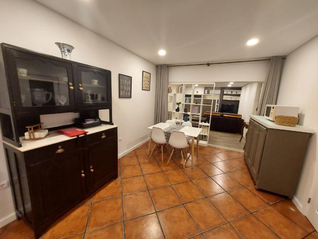 Kuchyň nebo kuchyňský kout v ubytování Villa Casa de Santo Antonio
