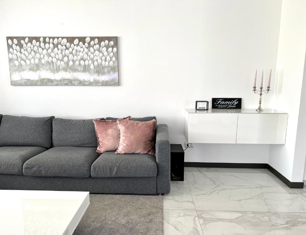 A seating area at PAGANINI suites and apartments