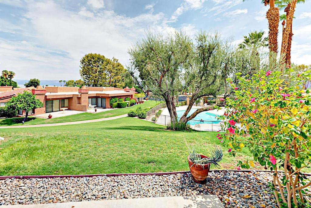 Rolling Knoll Charm, Palm Desert (updated prices 2024)