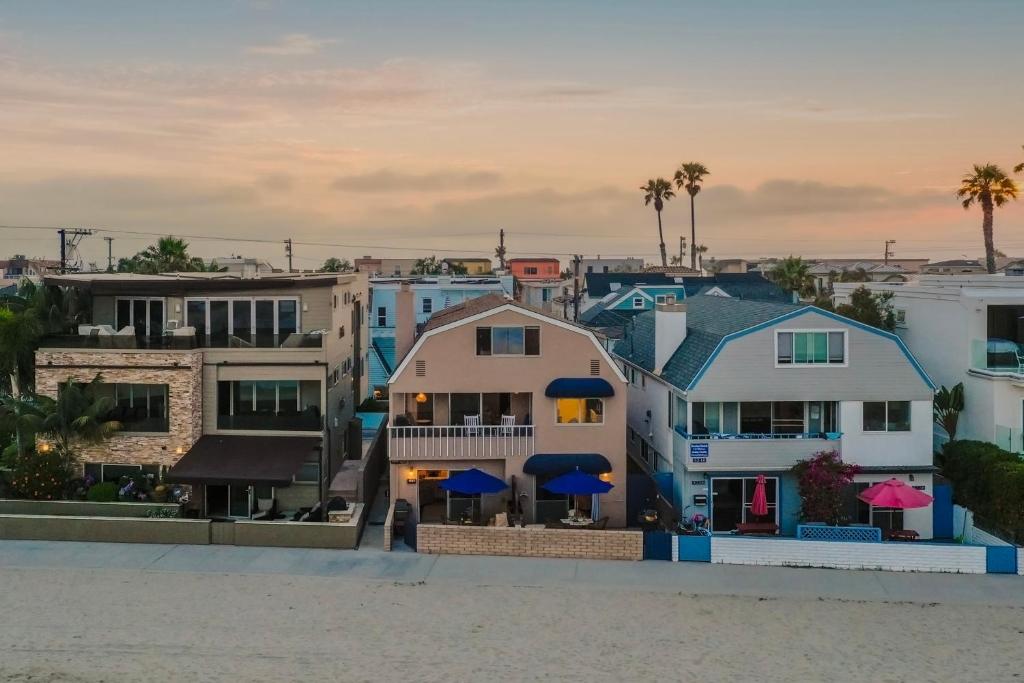Bay View 3 by AvantStay Stunning Home on the Beach In Mission Beach
