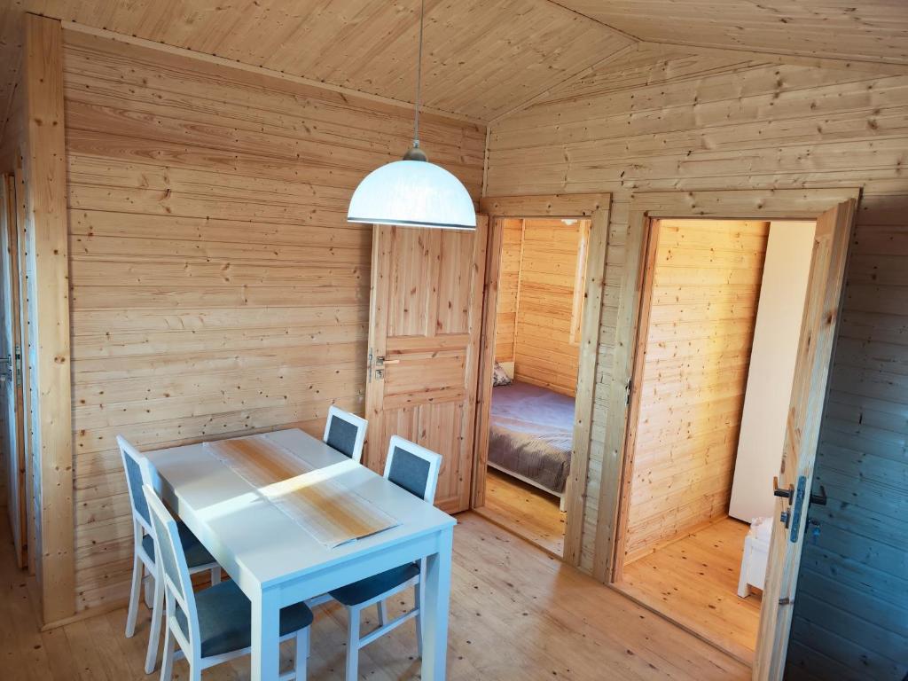 Fotografia z galérie ubytovania Casa Del Żywki - Domki Letniskowe v destinácii Żywki