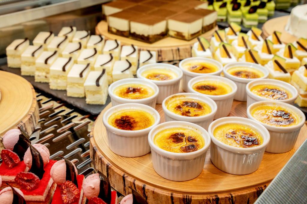ホテルの敷地内または近くでの食事または食べ物