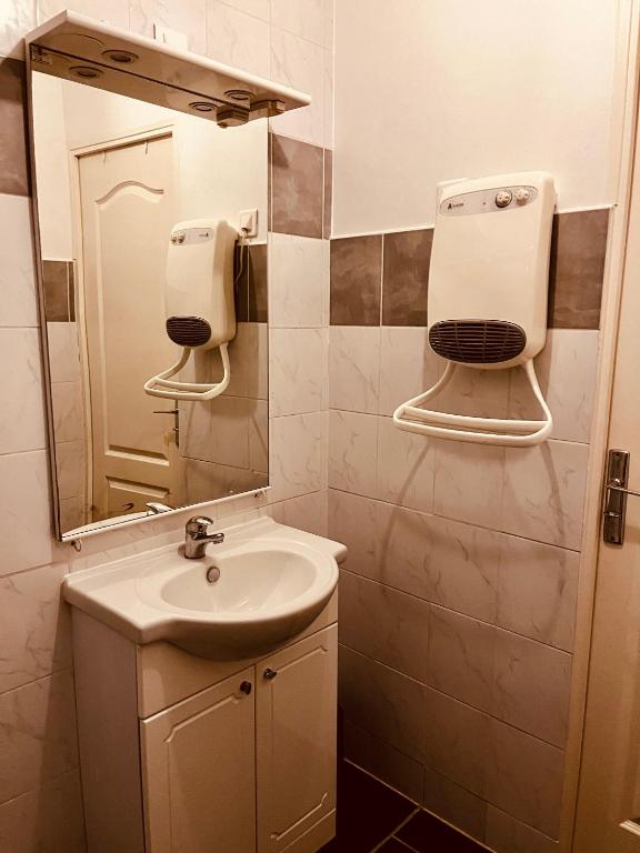 Studios au quartier pavillonnaire rue d Ambert - Studio Di Famiglia