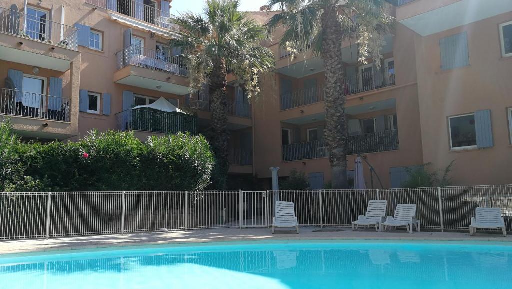 Fotografia z galérie ubytovania Grimaud 4 personnes - Piscine v destinácii Grimaud
