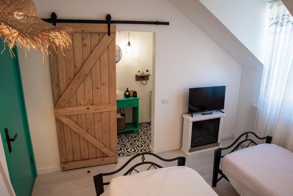SpeedHouse - Luxe Kamer