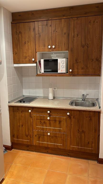 Alojamientos Turísticos Casco Antiguo - 4