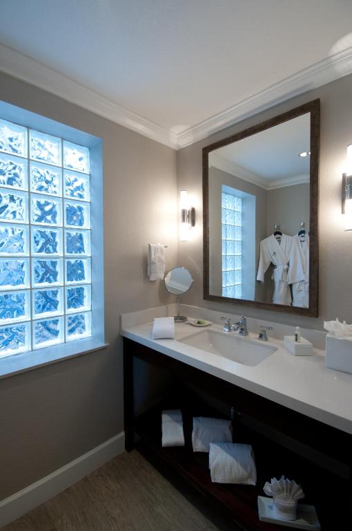 Almond Tree Inn - Adults Only - Suite Queen Con Dos Camas Queen