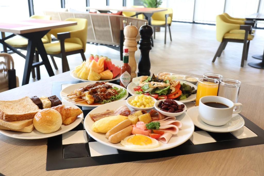 The Quart Ruamrudee by UHG - Resim 14