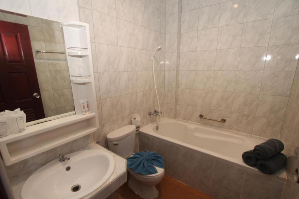 Art Mansion Patong Hotel - Resim 32