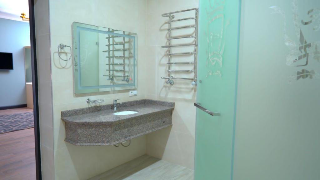 Edem Hotel Shymkent - Suite