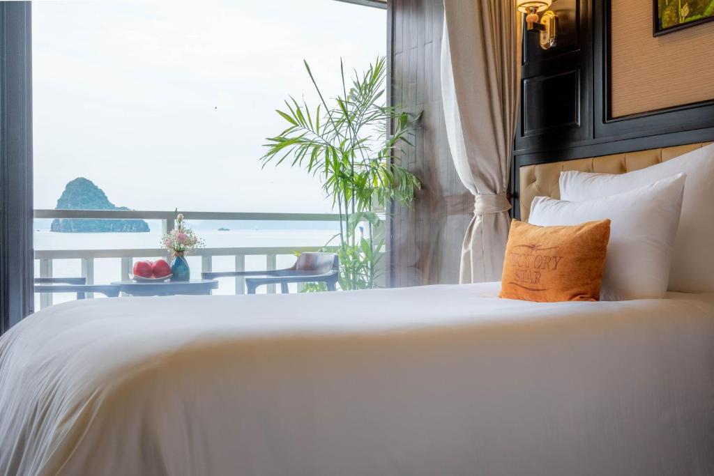 Victory Star Cruise - 4