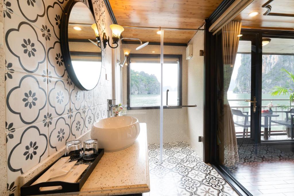 Victory Star Cruise - 9