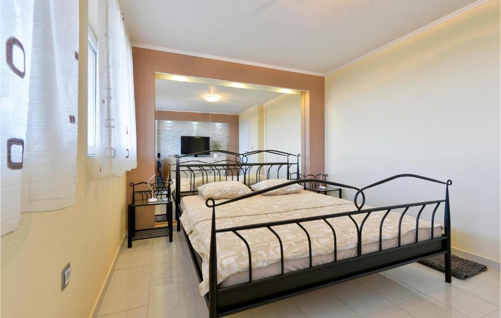 Posteľ alebo postele v izbe v ubytovaní Cozy Home In Novi Marof With Sauna