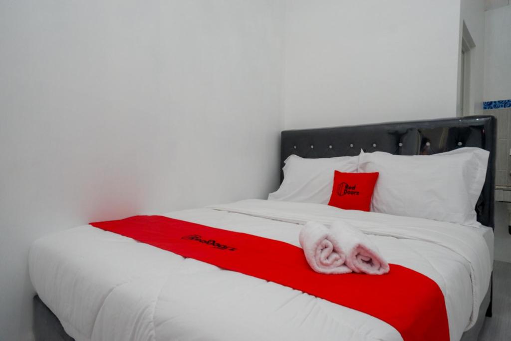 Gallery image of RedDoorz near Universitas Semarang 2 in Alastuwo