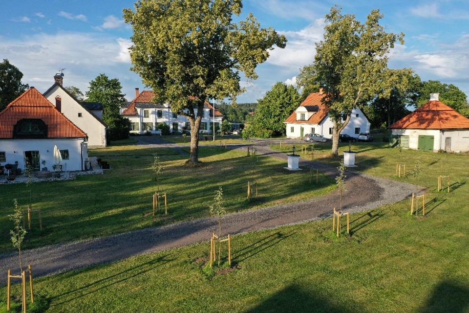 Östra Flygeln Grinda Säteri - Villa