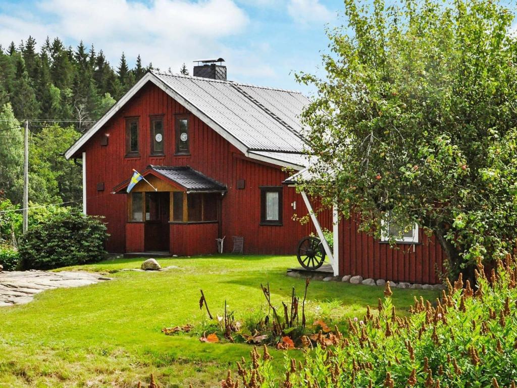 Gallery image of 6 person holiday home in BENGTSFORS in Näs
