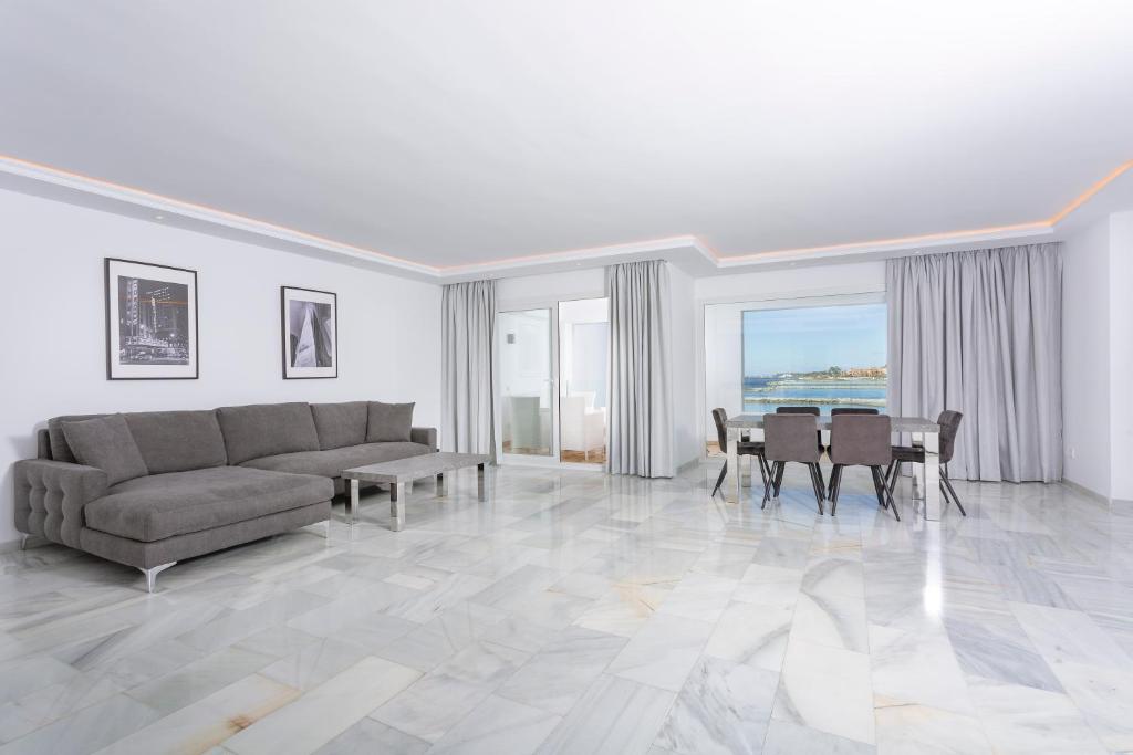 B51 Executive Flats Marbella - Resim 21