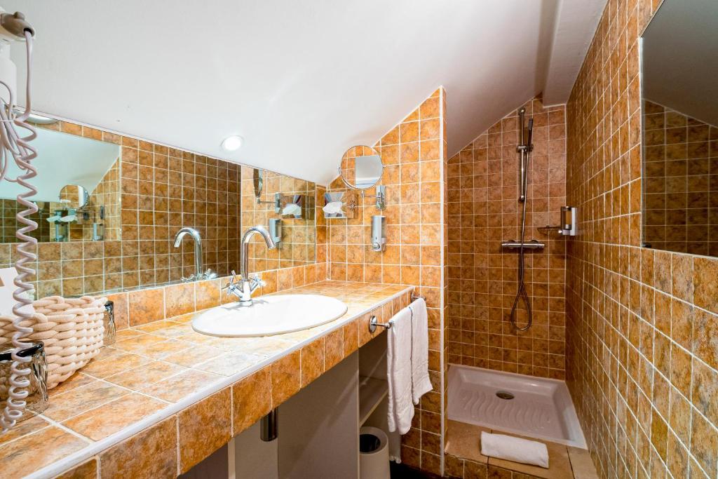Hôtel Restaurant U Castellu Vizzavona - Habitación De Lujo